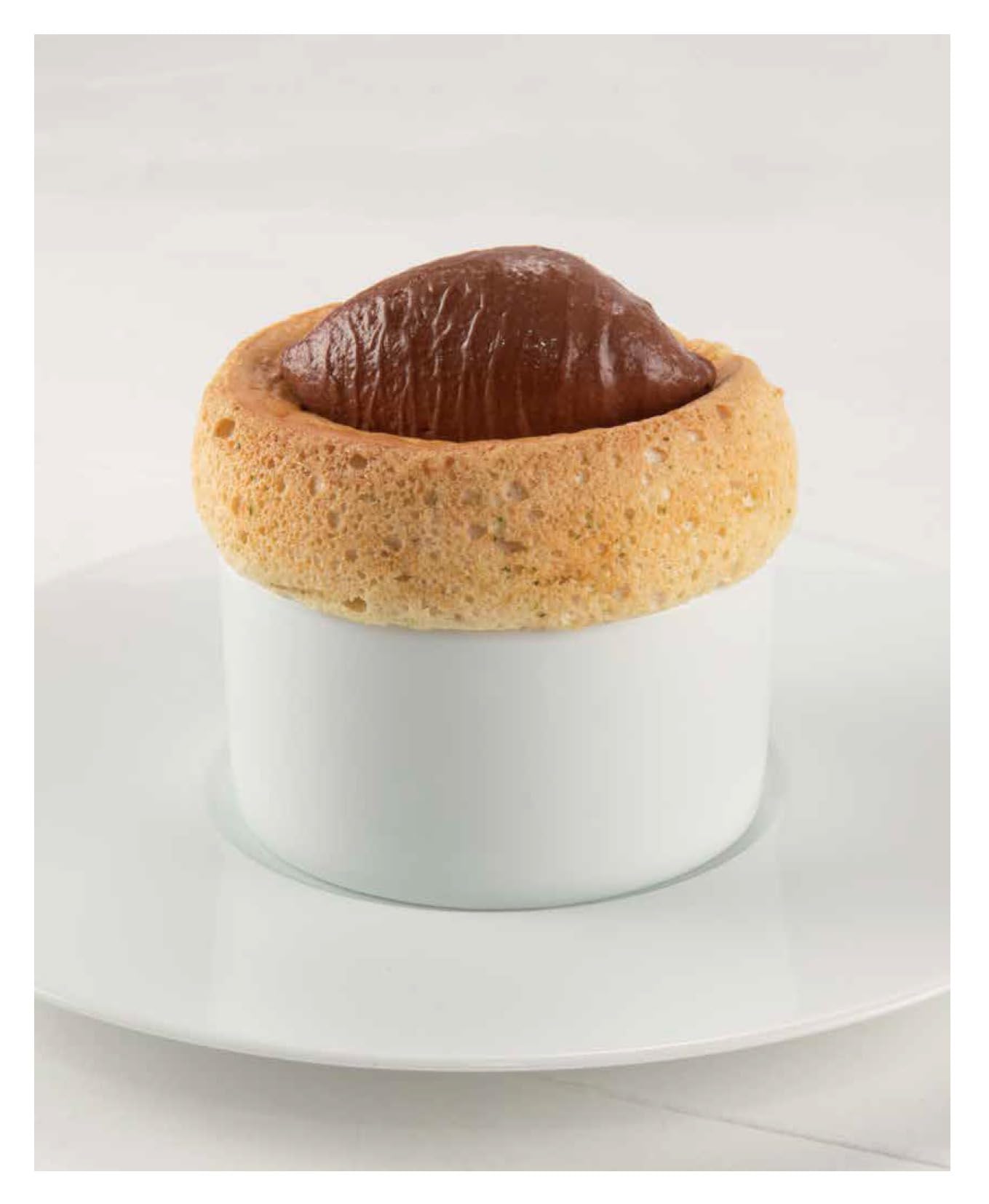Dessert al ristorante. Tecniche, strumenti e ricette di un pastry chef