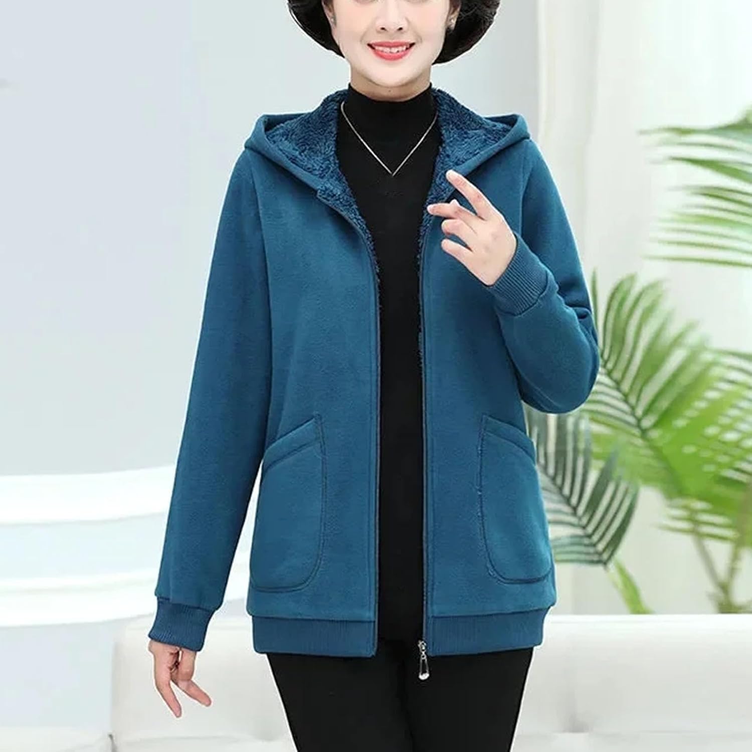 Middle-Aged Elderly Women's Long Coat Winter Jacket Large Size Hooded Polar Fleece Sportshirt Female Top