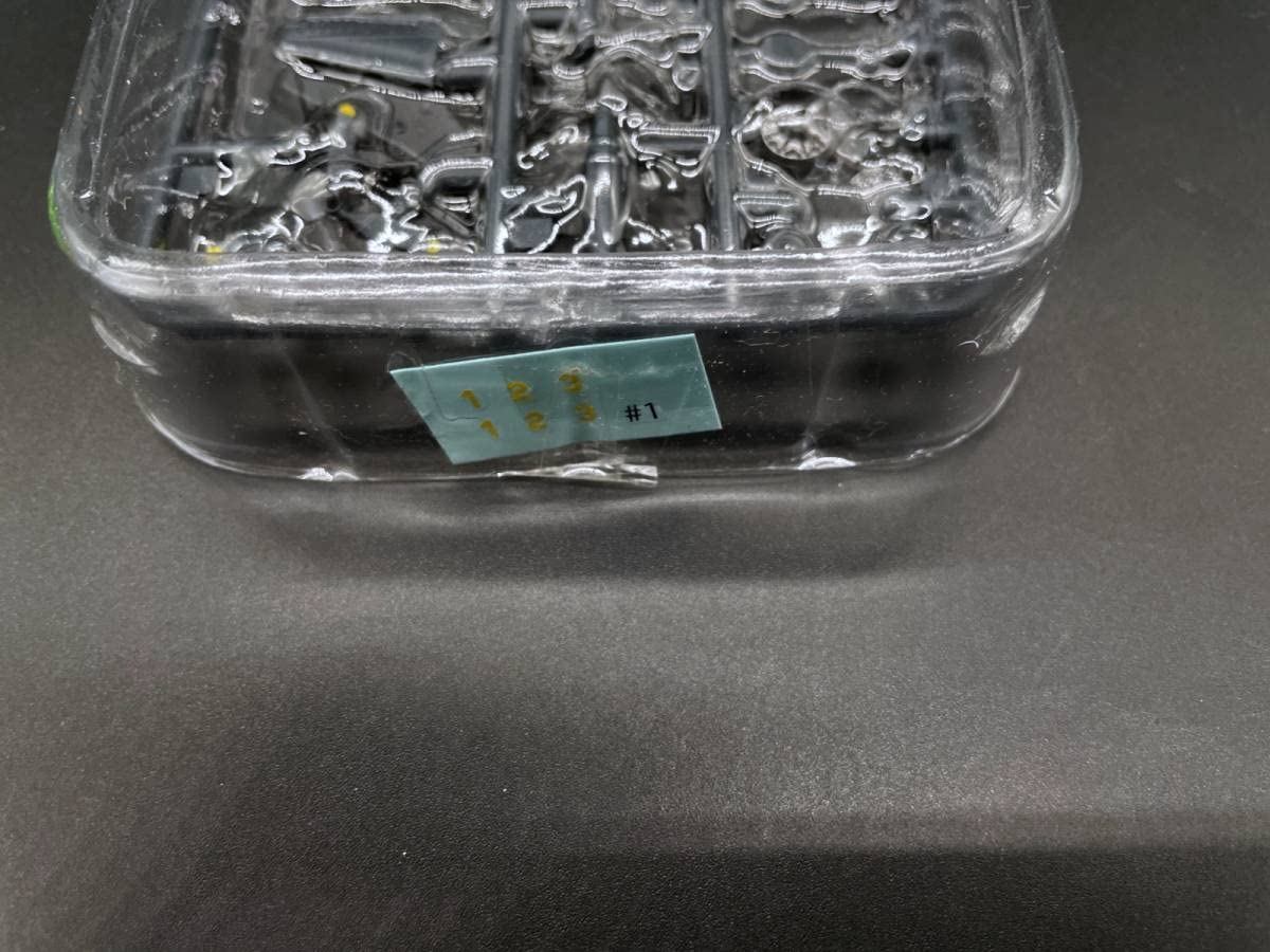 Amazon.co.jp: F-toys エフトイズブルーエンジェルス クラウズ 1/144