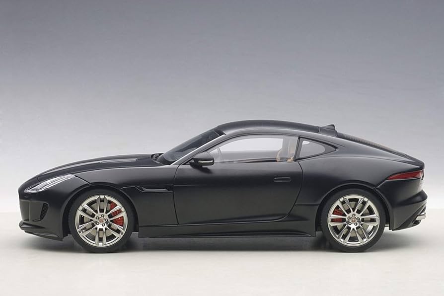 Amazon | AUTOart 1/18 ジャガー Fタイプ R クーペ 2015 マット