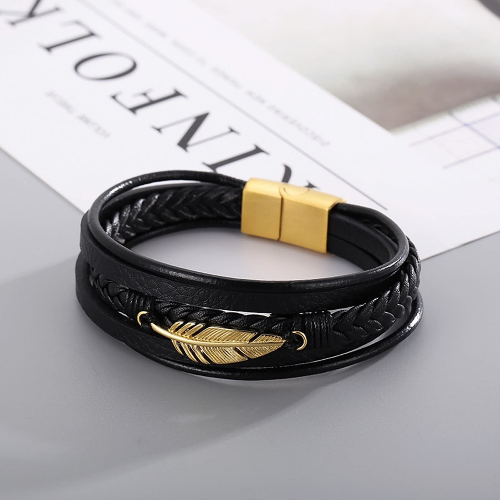 Pulseras de Fiesta, Pulsera de Cuero PU con, Pulseras Navideñas de Cuero Tejido para Hombre, Acero Inoxidable con Cierre Magnético, Regalos BFF, 21 centímetros, Piel Sintética, Sin Circonitas
