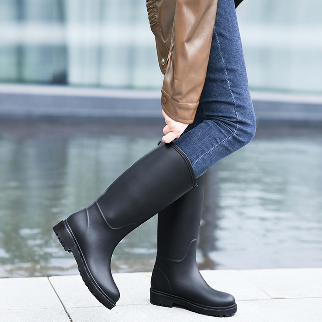 Botas de Agua Mujer Lluvia Altas Impermeable Wellington Boots de Goma Forrado Calentar Antideslizante Botines Impermeables Jardín