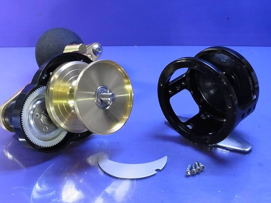 オーシャンフリークス　キャプチャ 30HG 中古 中古品）オーシャンフリークス キャプチャ30HG（右ハンドル