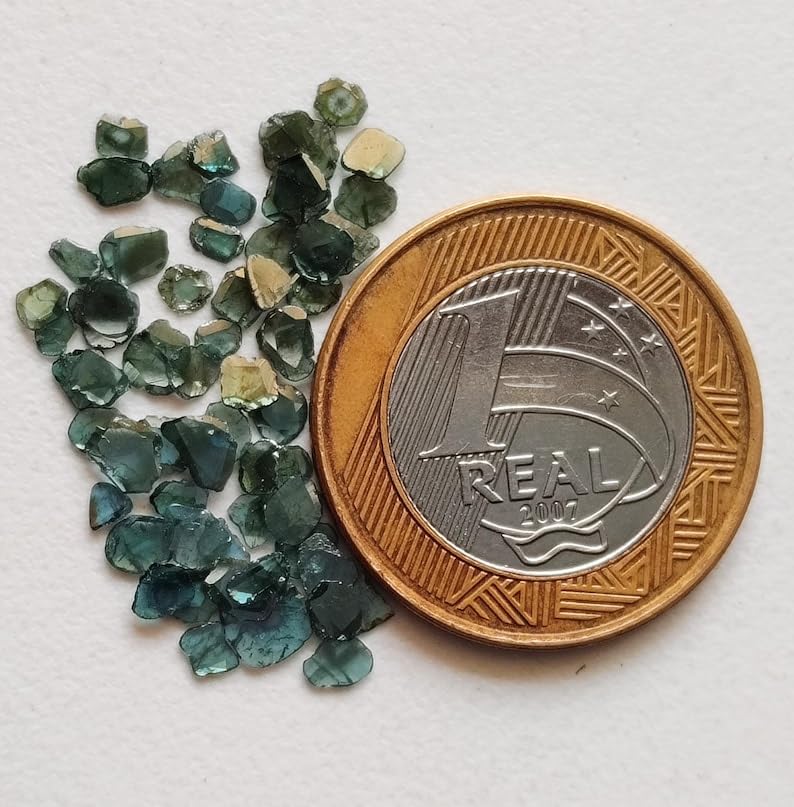 4-5 mm fasetowane plastry niebieskiego diamentu, piękny kawałek Polki z niebieskim diamentem, plastry niebieskiego diamentu na biżuterię (opcja od 0,5 ct do 2 ct) - VIC42, 4-5 MM