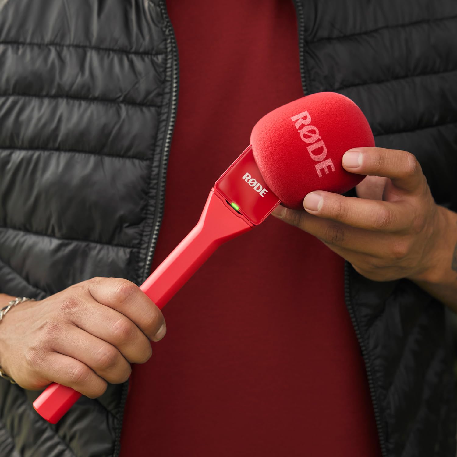 Rode Wireless GO Gen 3 - Sistema radio per microfono wireless a 2 canali, rosso + interview GO adattatore manuale rosso + protezione antivento keepdrum