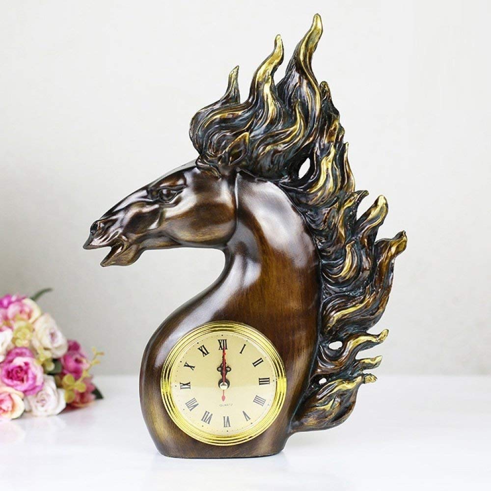 Statue tête de cheval horloge pour embellir un espace de travail vide et triste