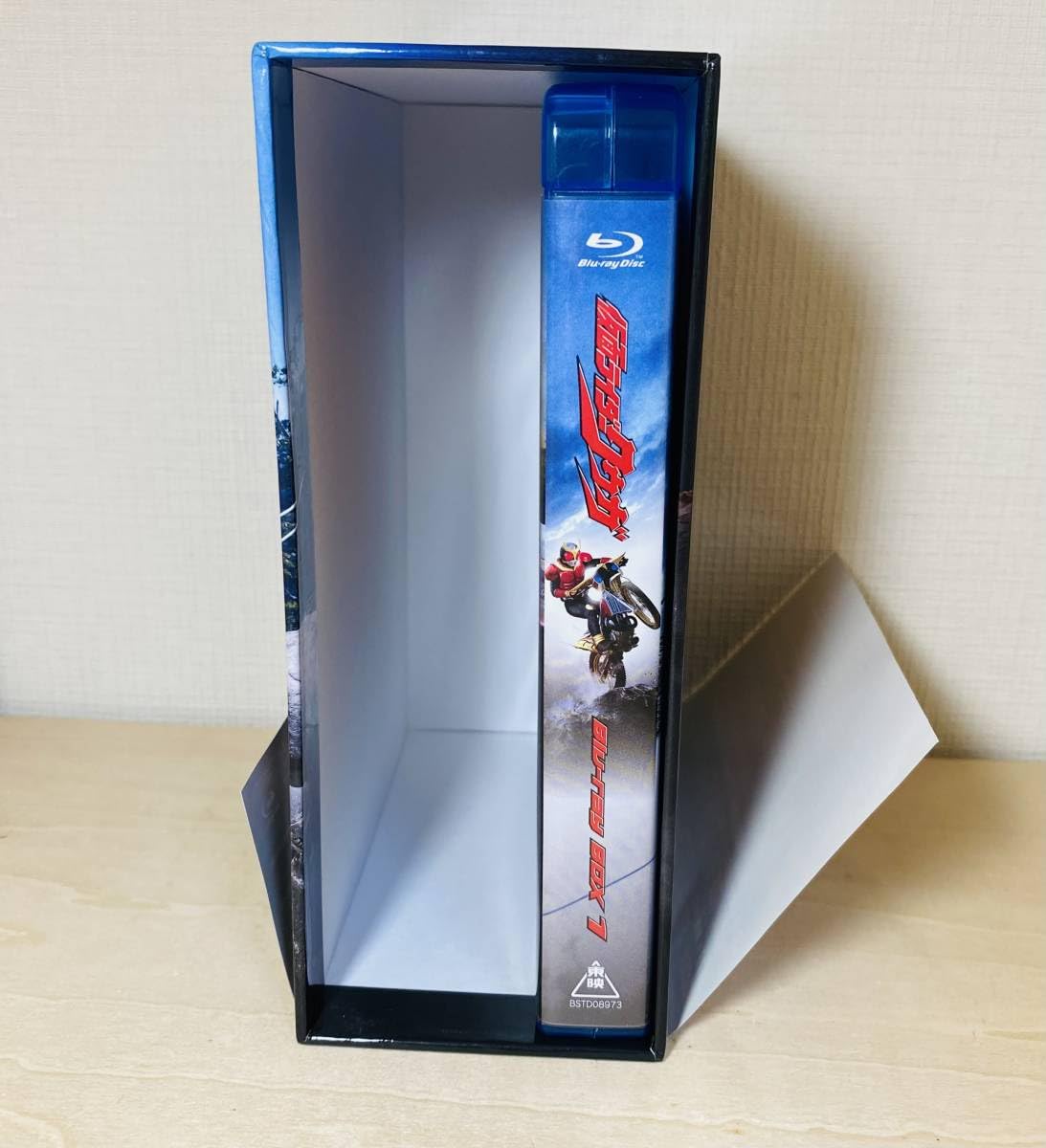仮面ライダークウガ Blu-ray収納BOX ボックス Amazon.co.jp: 仮面ライダークウガ Blu‐ray BOX 【初回生産限定