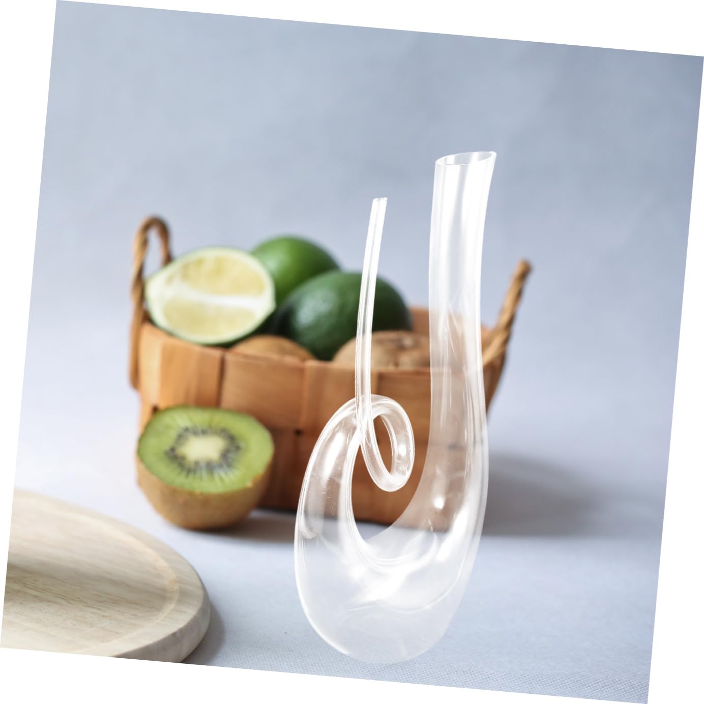 FUOYLOO Decanter per Vino in Cristallo Trasparente da 1300ml Accessorio per Vino Design Semplice e Versatore Integrato Caraffa per Bar e Ristoranti per Aerare