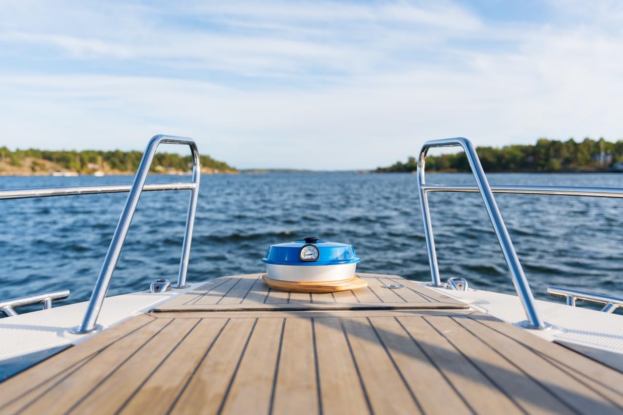 Omnia Kit Marine Four Portable 2L en Aluminium et Acier Inoxydable avec Moule en Silicone Anti-Adhésif, Grille de Four et Thermomètre, Forme Ronde, Bleu