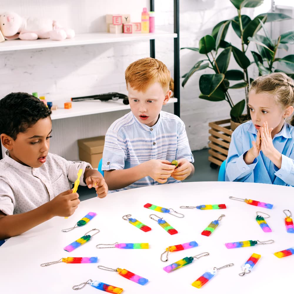 Ainiv 36PC Mini Pop Push It Fidget Toy Portachiavi,Colorato Silicone Spremere Pop Bubble Giocattoli Sensoriali Bulk,Poppet Bubble Giocattoli Antistress per Autismo Sollievo dallo Stress,Bambini Adulti
