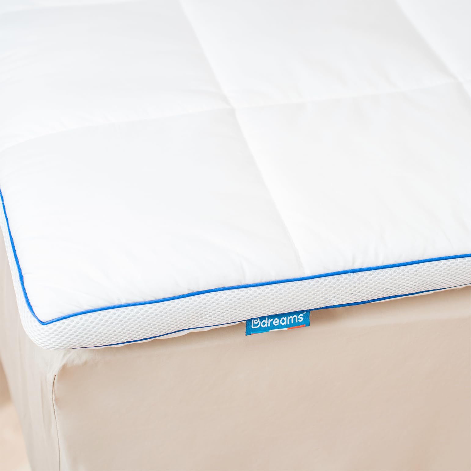 Surmatelas de Confort Moelleux 180 x 200 cm - Qualité Hôtellerie - Fabriqué en France - Epaisseur Totale de 7cm - Enveloppe Déhoussable et Lavable - Certifié Oeko-Tex