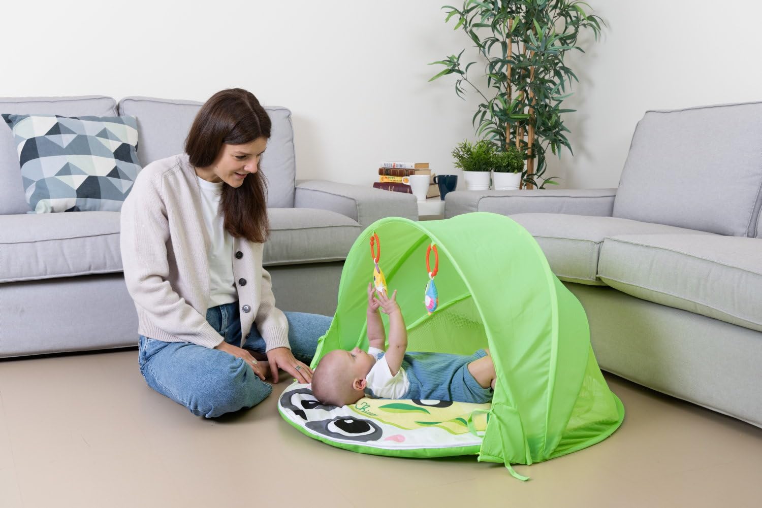 Chicco Palestrina Magic Forest, Palestrina Neonato con Morbido Tappeto a Tema Panda, Tettuccio Pieghevole e Rimovibile, con Rete Traspirante, per Uso Interno ed Esterno, Giochi Neonato 0+ Mesi