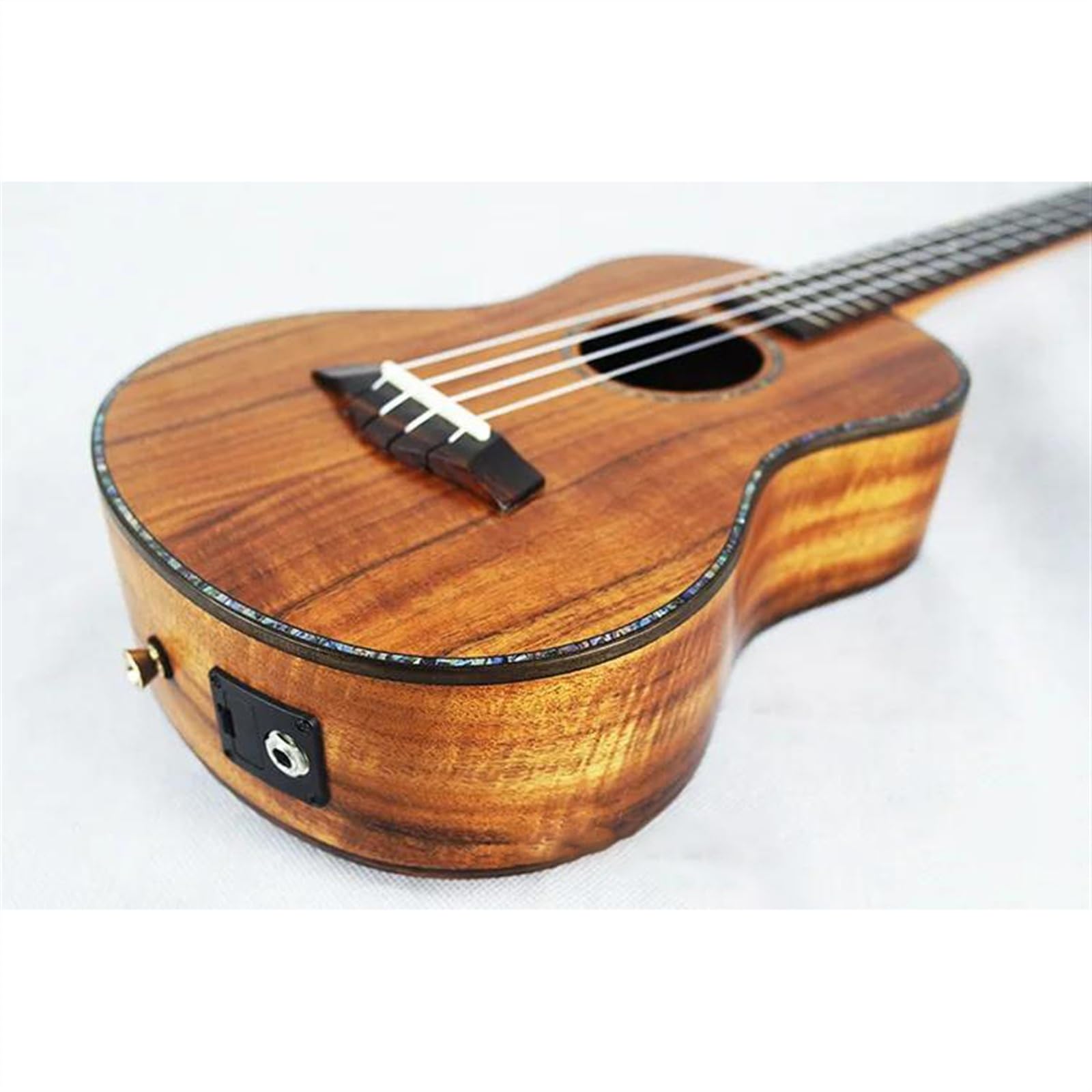 26-calowy Tenorowy Elektryczny Ukulele Z Litego Drewna Akacjowego 4 Struny Do Gitary Ukelele Z Przetwornikiem EQ Zestaw Startowy do Ukulele
