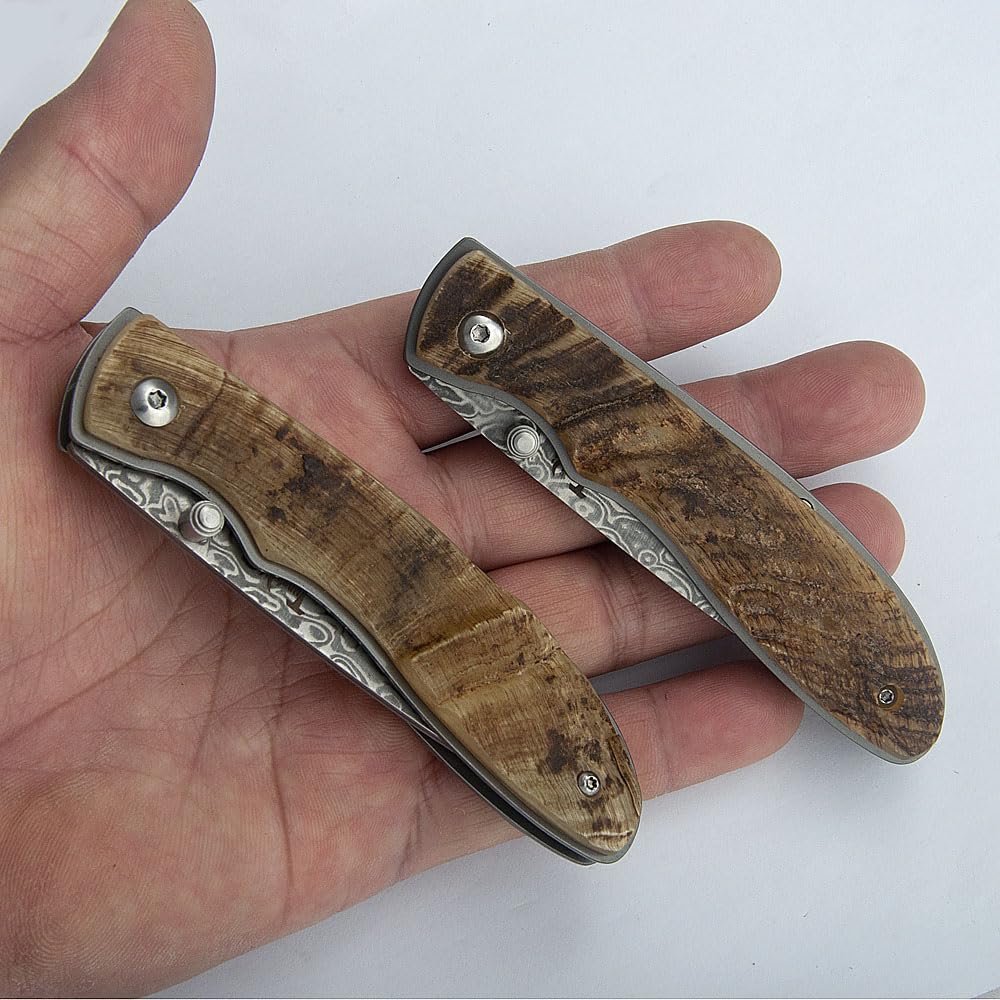 Damascus Acciaio Pieghevole Pocket Knife, 3.1 "lama con guaina in pelle, EDC coltello per il campeggio quotidiano all'aperto Strumenti di escursionismo Regali (4" Ram Horn Handle)