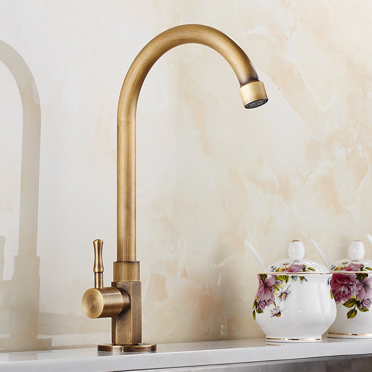 Rubinetto Retrò Per Esterni Verticale Girevole Monocomando Stile Retrò Solo Per Acqua Fredda Multifunzionale Adatto Per Lavabo