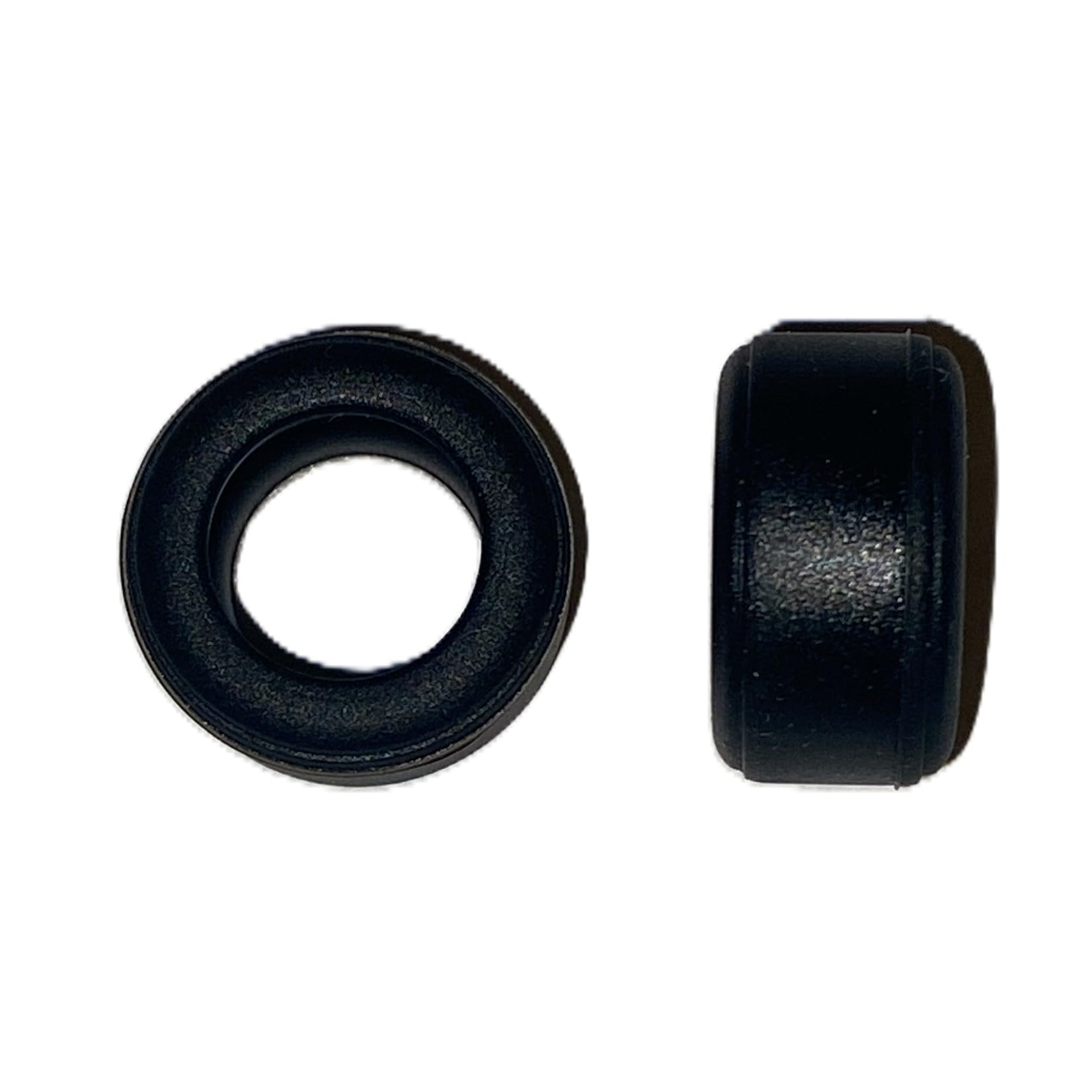 SSC 2 Tyres for Slot Cars, 9mm Wide Super Grip Small Slick Tyres, Replacement Spare Tyres Accessory, Compatible for Scalextric Metro, Mini, Escort, Datsun 260z, Maestro, Old F1 Fronts