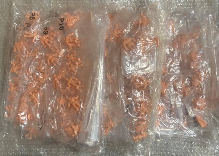 キン肉マン　消しゴム　全418コンプリート Amazon.co.jp: 大型化粧箱付き キン消し 418体 コンプリート