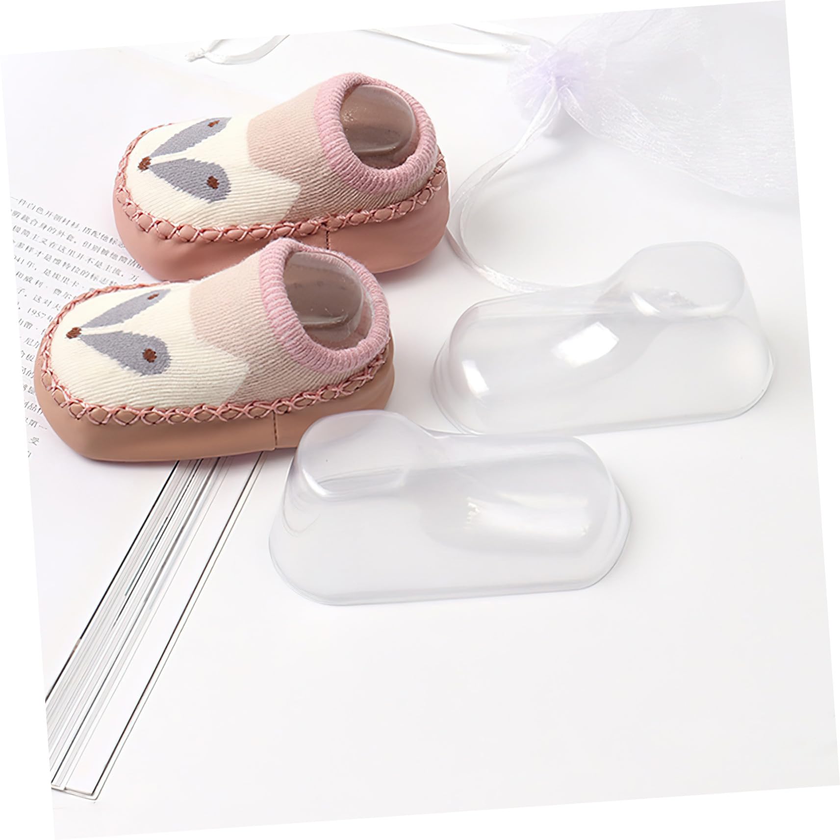 100 Stück Transparente Babyfüße Schuhhalter aus Kunststoff Socken Bootie display für Babysocken Schuhform zur Schuhformpflege und Präsentation