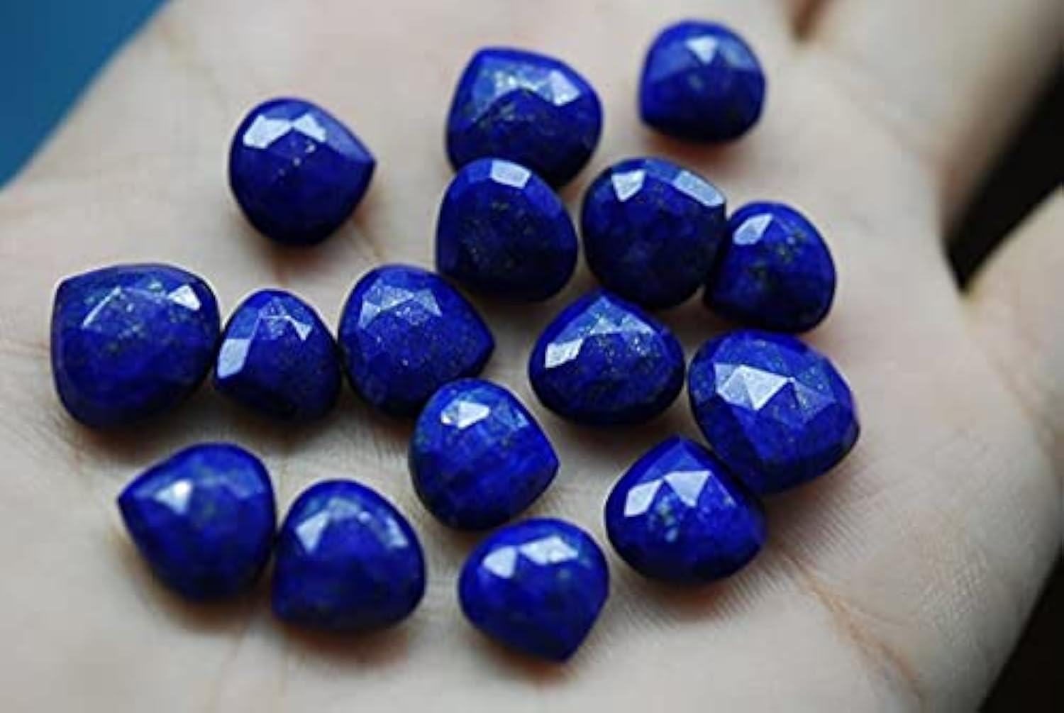 Lapis Lazuli cœur briolette de 12mm, idéal pour créer un cadeau de bijoux faits main