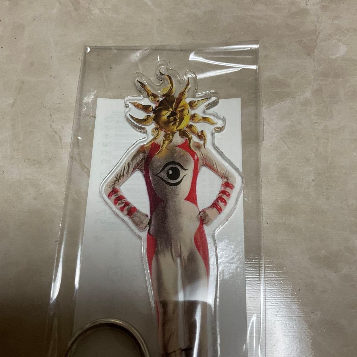 Amazon.co.jp: タローマン アクリルキーホルダー 万博大爆発 岡本太郎