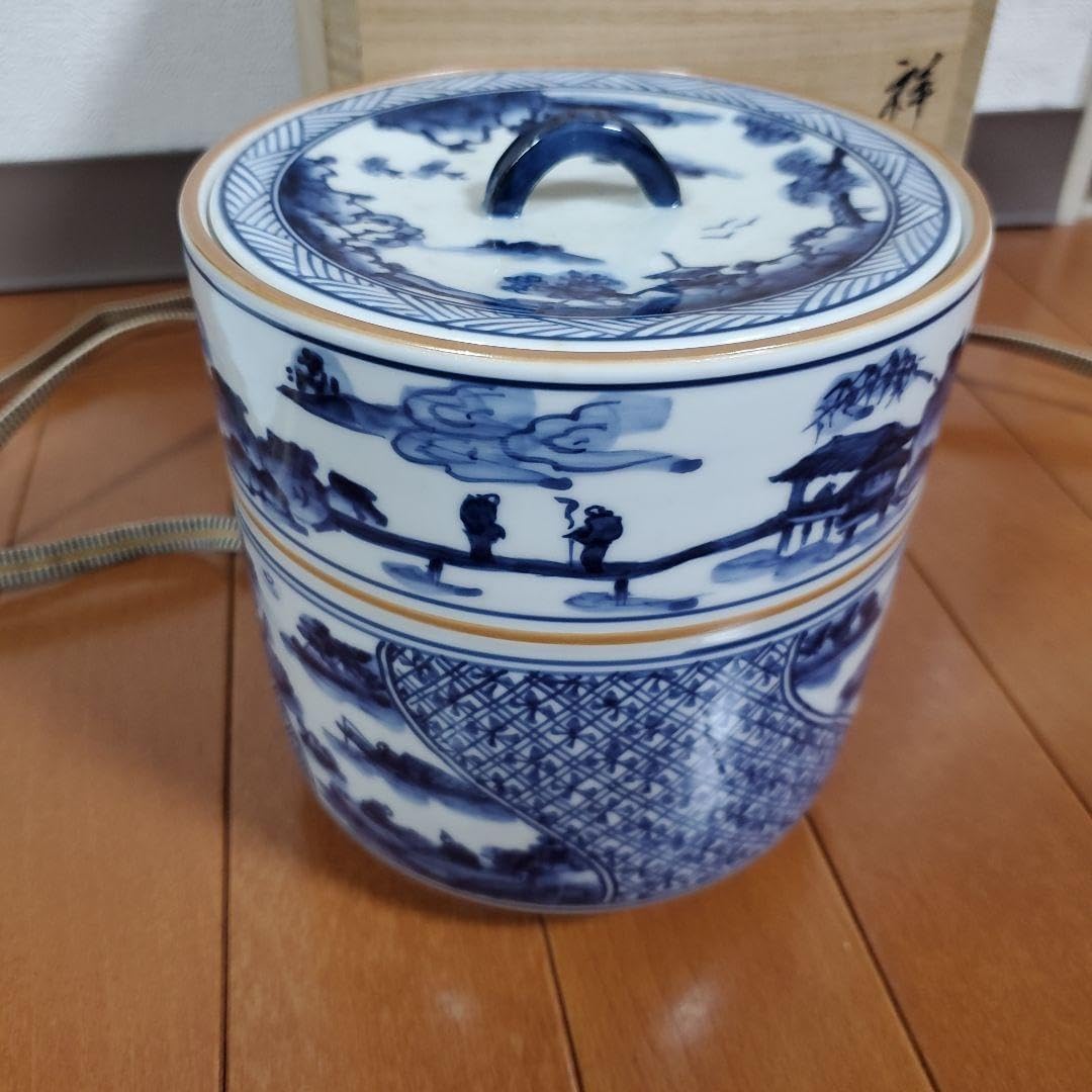 中国美術 青花 花鳥紋 筆筒 乾隆年製 高8cm 文房具(HA414) 中国美術 青花 花鳥紋 筆筒 乾隆年製 高8cm 文房具(HA414) 中国美術