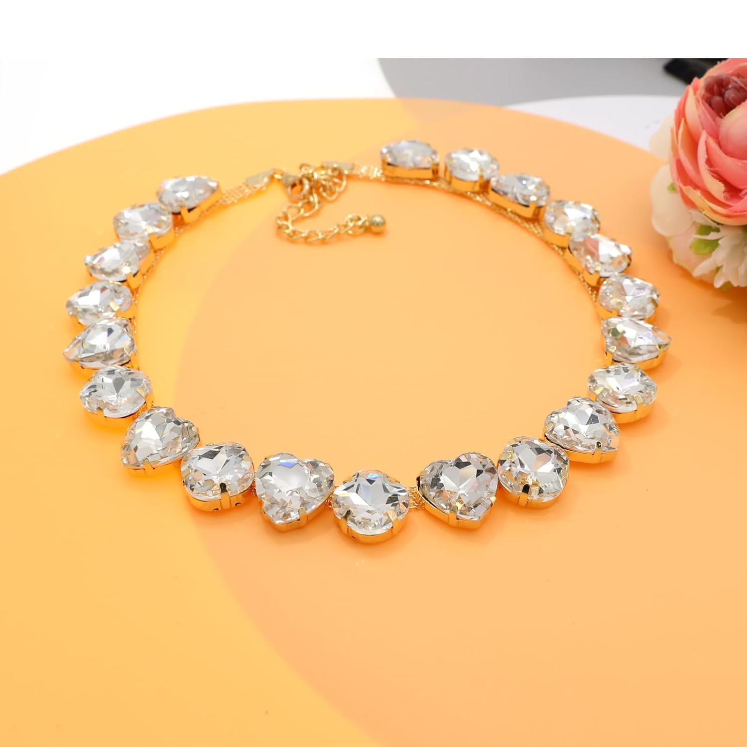 JNF Colar de gargantilha de strass de cristal para mulheres pedras preciosas coloridas corrente de pescoço na moda brilhante peça de declaração colar de babador de strass de… em promoção! Veja a oferta e mais achadinhos de Bijuterias 2 Hoje é o melhor dia para comprar JNF Colar de gargantilha de strass de cristal para mulheres pedras preciosas coloridas corrente de pescoço na moda brilhante peça de declaração colar de babador de strass de… com aquele preço maroto! Promoção! Aproveite a oferta! 2