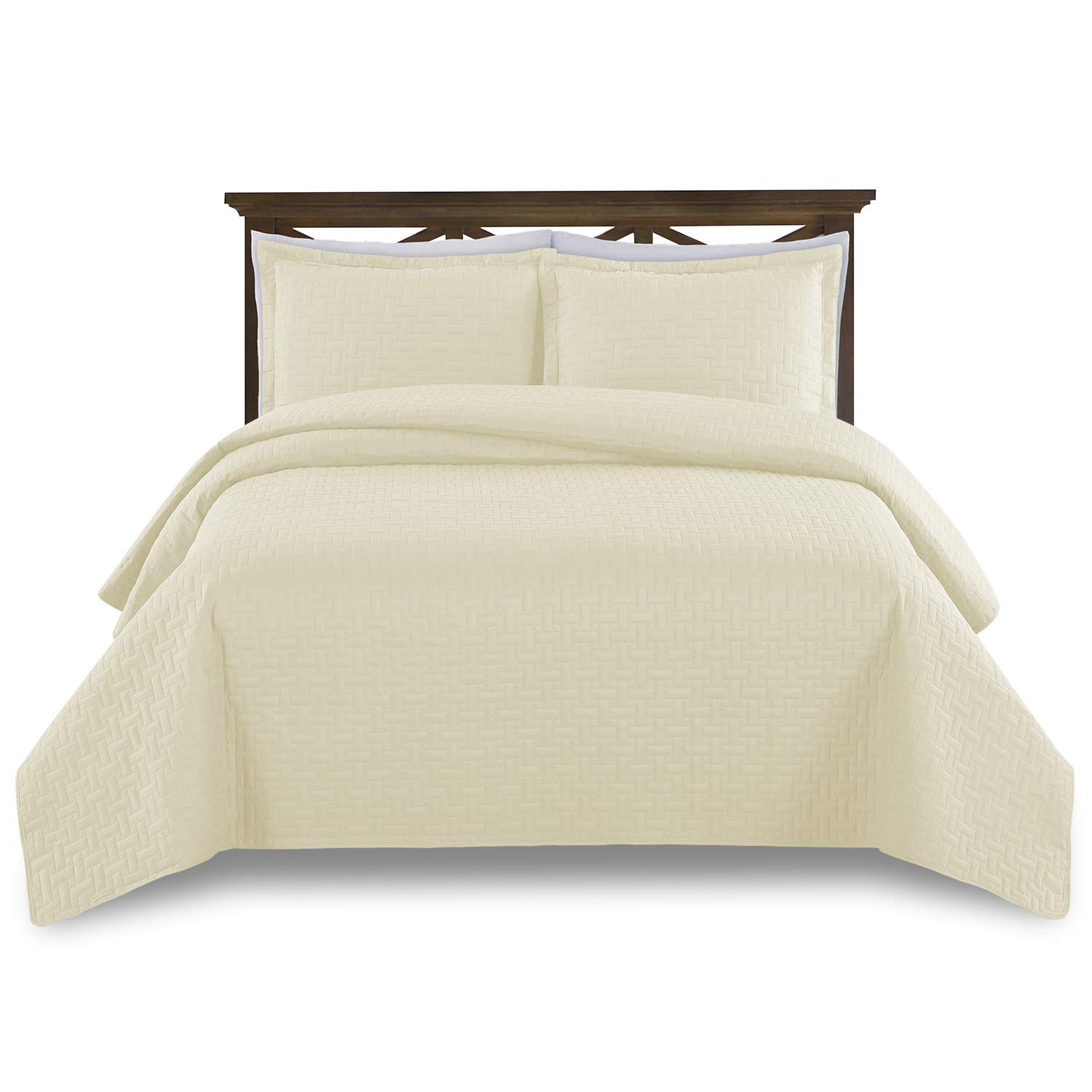 Buy Basics Prime Bedding Manchester 3Piece Oversized Quilted Bedspread