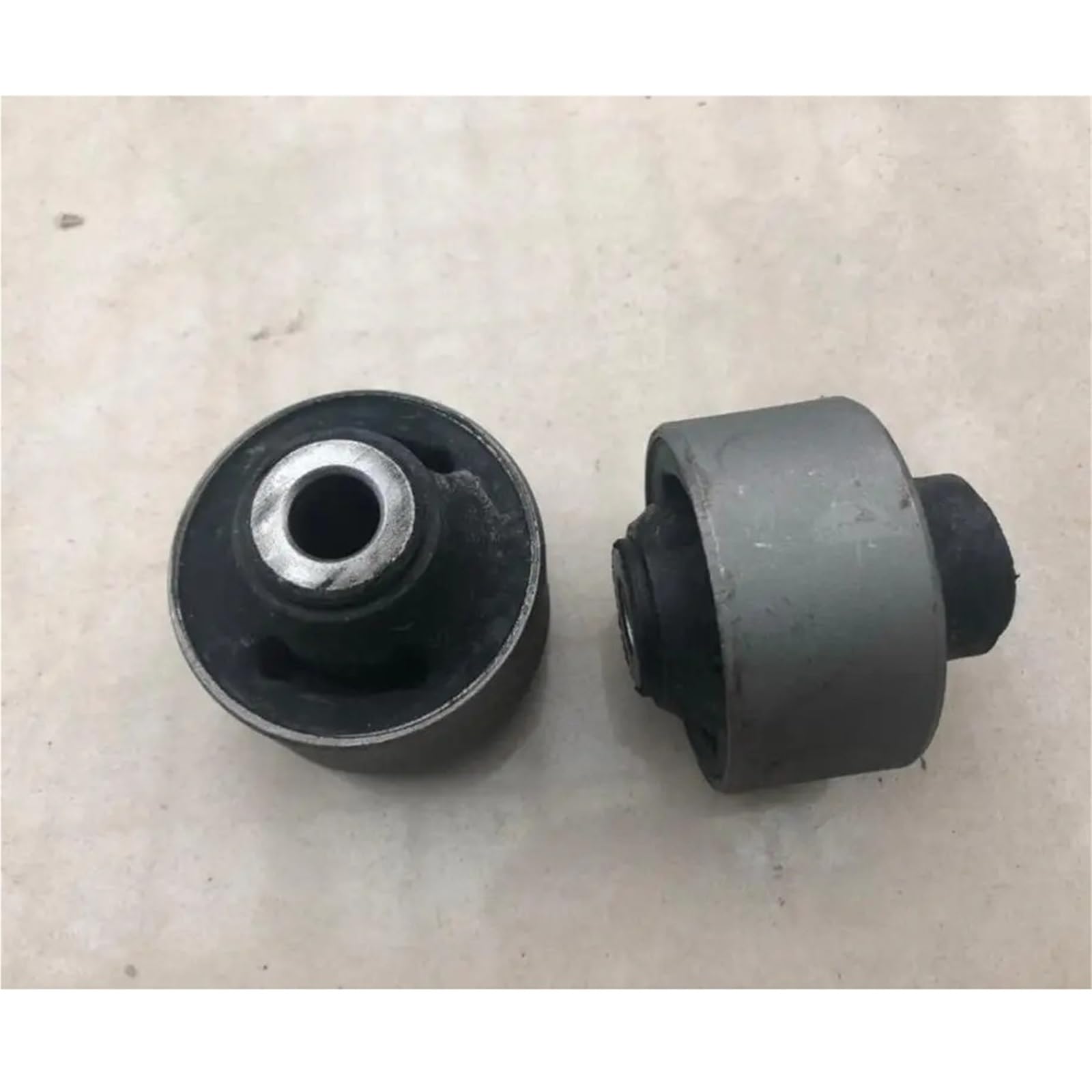 Zawieszenia Wahacz Tuleja górna Pasuje do ROEWE MG3 30003598 Tuleja wahacza przedniego duża/mała(Big bushing)