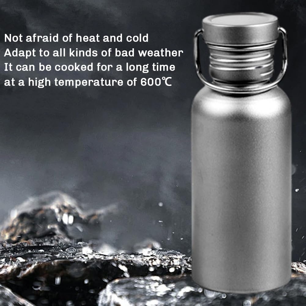 Bouteille d'eau en titane de 750 ml - Fournitures de camping en plein air - Pour tourisme, sport, cyclisme, randonnée, camping - Avec manchon