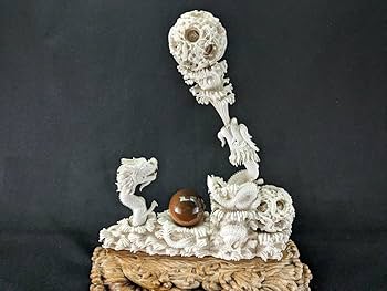 象牙調 山水風景 彫刻 木製台座付き 象牙調 山水風景 彫刻 木製台座付き - メルカリ