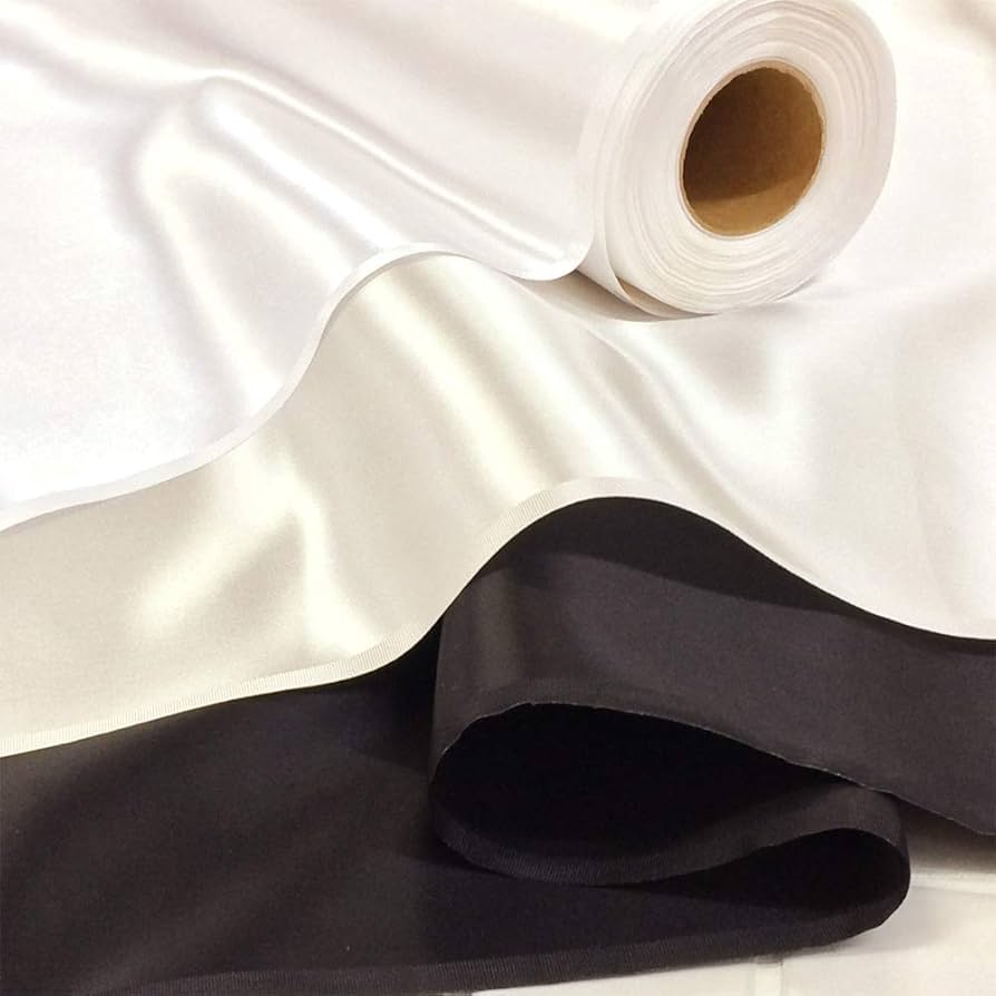 【美品未使用】ダイアナ アイボリー サテン生地25.5 cm 布 生地 綿 サテン 手作り 80Sサテン(ナチュラル＆ペールカラー