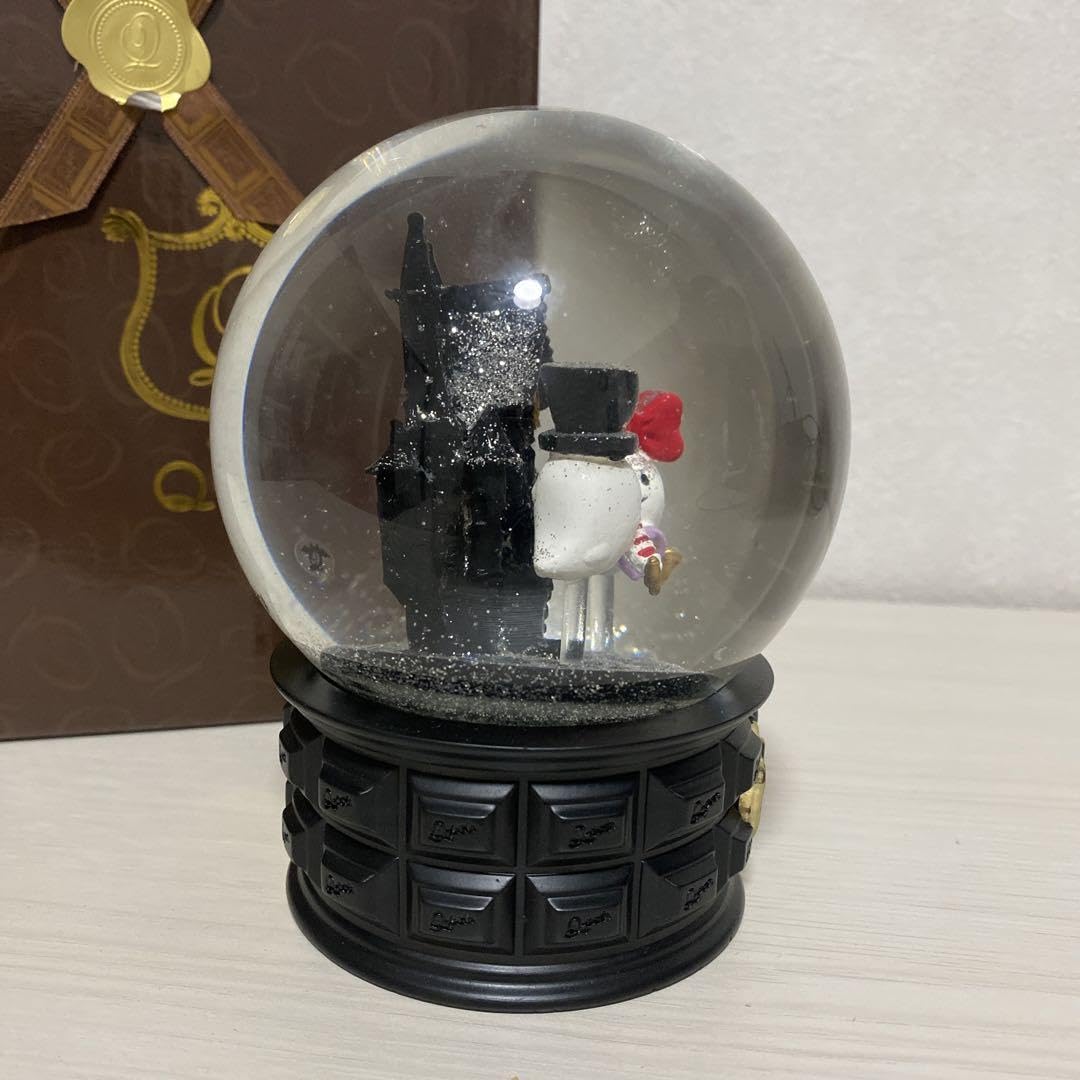 計2点  × Q-pot. スノードーム Black White 計2点 Tommy × Q-pot. スノードーム Black White