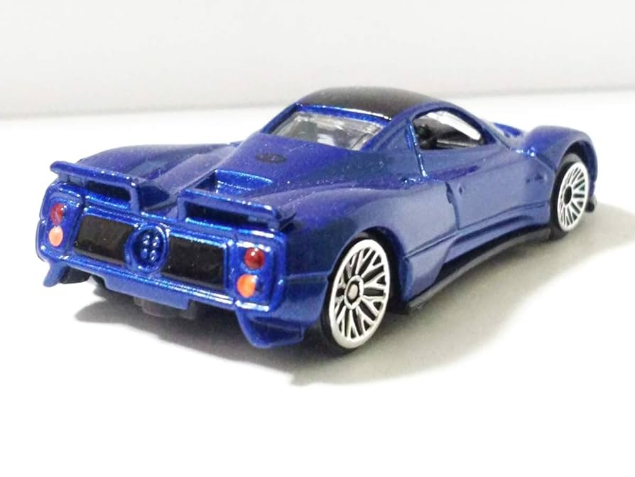 ハタ◎ Amazon.co.jp: モーターマックス パガーニ ゾンダ C12 約1/64 3