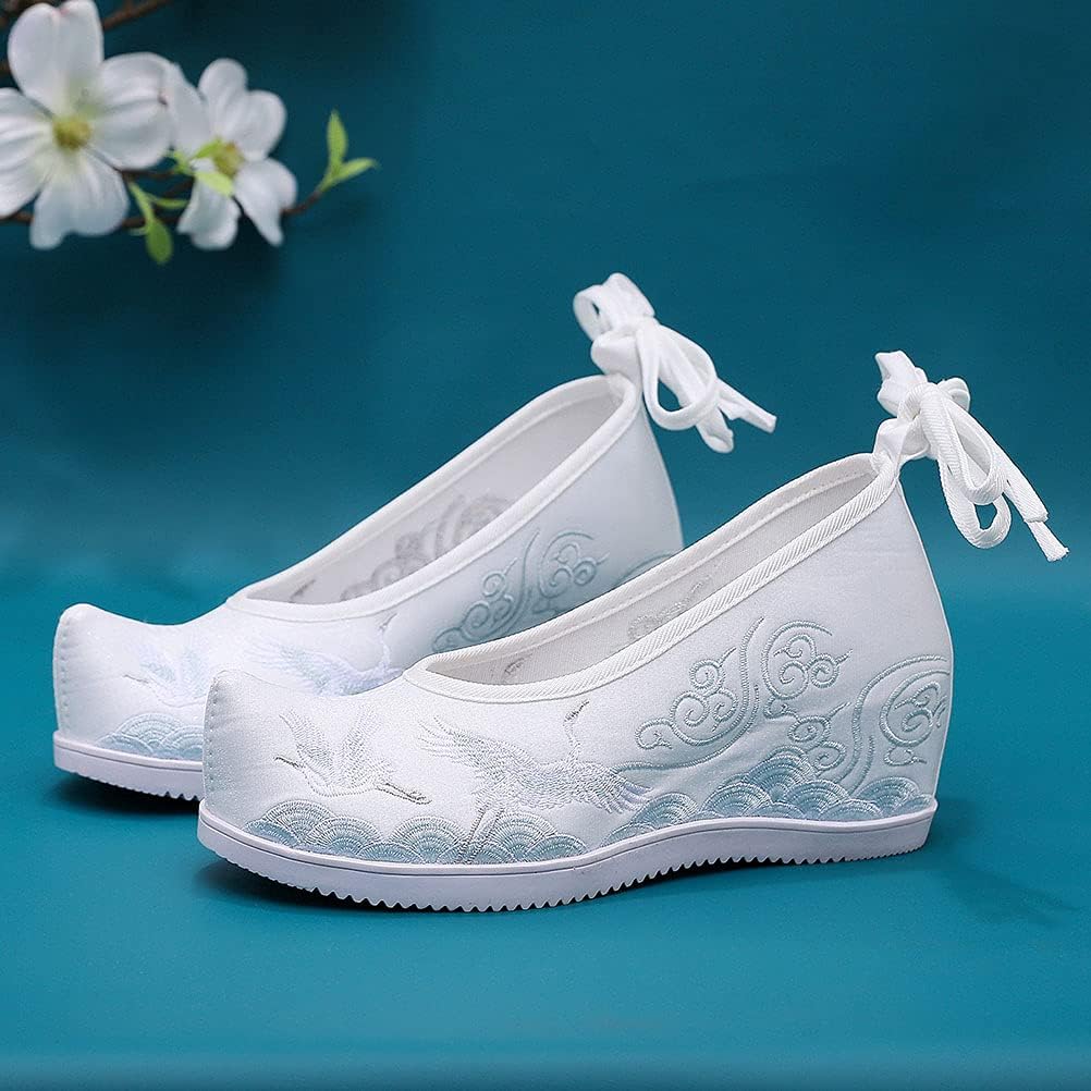Holibanna Hanfu Shoes for Women Embroidered Flat Heel Breathable Cloth Footwear Traditional Chinese Style for Cosplay Festival Wear White