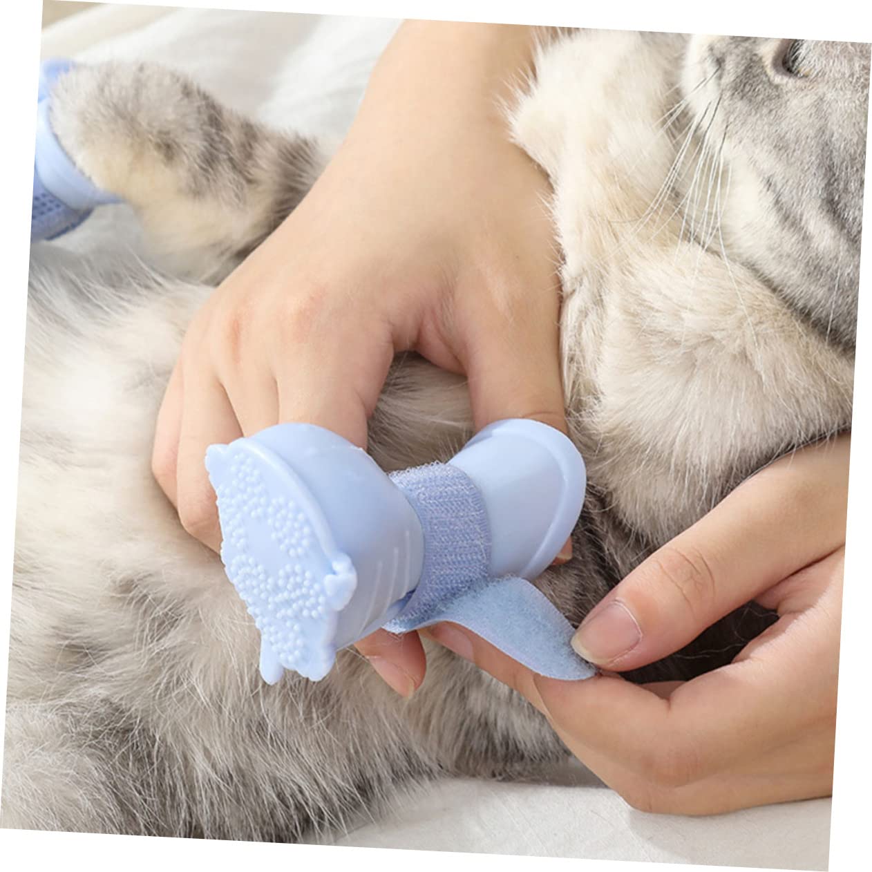 HOUDERCO 4Pcs Outdoor Pet Shoes Slip Dog Rain Boots for Dogs Durable Tep Design for Rainy Days Convenient and Stylish Puppy Footwear