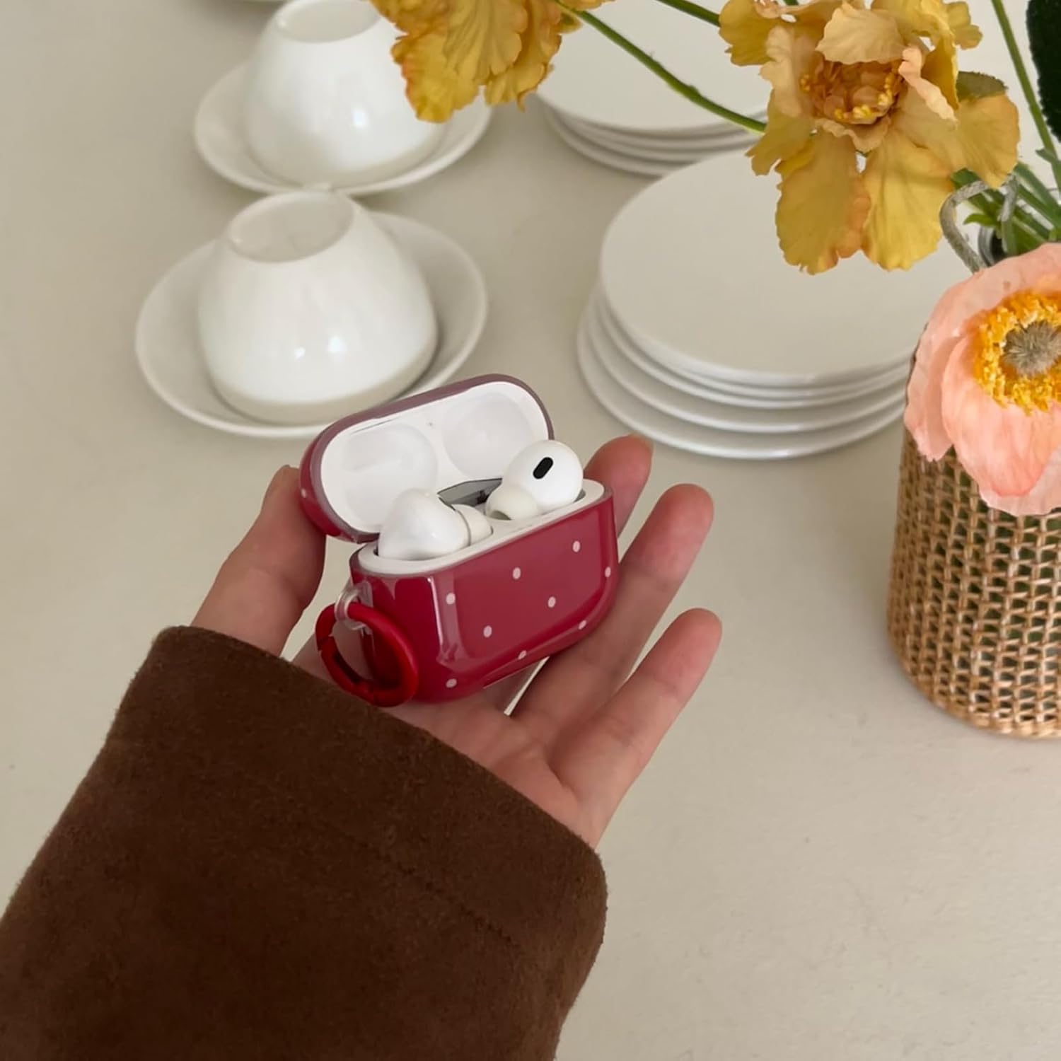White Polka Dot Red Case with Lock for Airpods Pro 2 Gen,Vintage Aesthetic Pattern Stylish Luxury Trendy Retro Girls Women Protective Cover for Airpod Pro 2 Genetatio