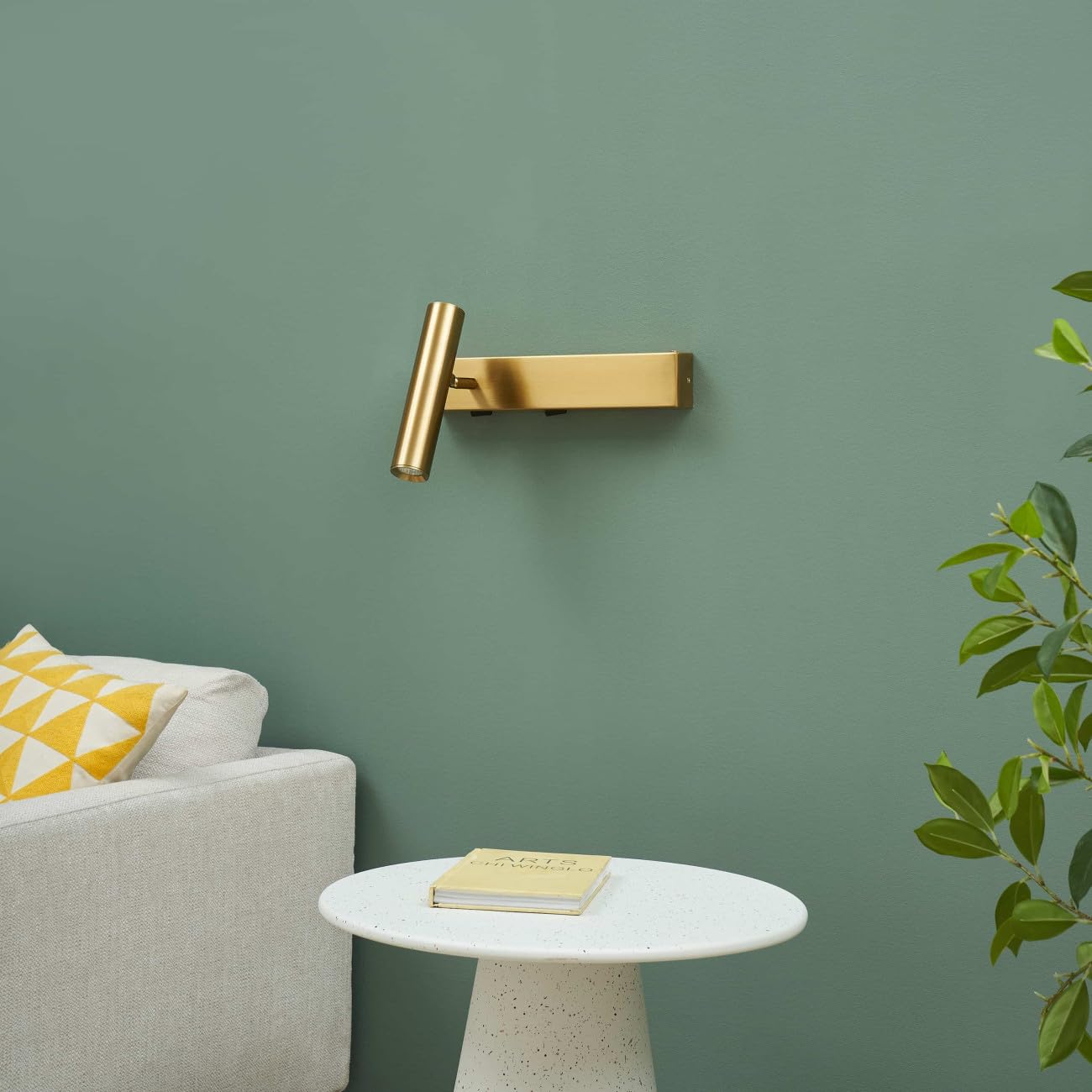 KOSILUM – Aplique de latón cabecera etiquetadora izquierda con interruptor – Lodvi – Izquierda – Luz blanca cálida – Iluminación salón dormitorio cocina pasillo – – 1718 lm – LED integrado – IP20