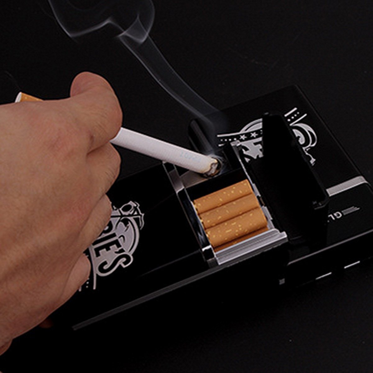 Monique White Eagle Multifunctional Cigarette Case Cigarette Box Cigarette  Holder USB Rechargeable Lighter for 8 Cigarettes : Buy Online at Best Price  in KSA