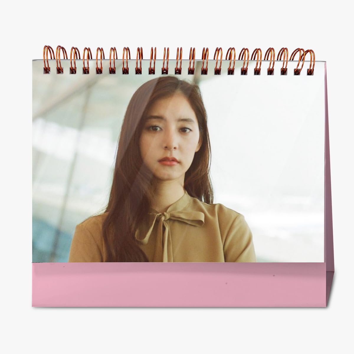 Amazon.co.jp: 新木 優子 83 2026 カレンダー けカレンダー シンプル