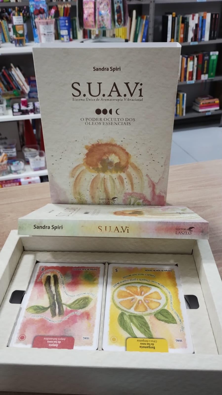 Kit S. U. A. Vi: Sistema Único de Aromaterapia Vibracional: o