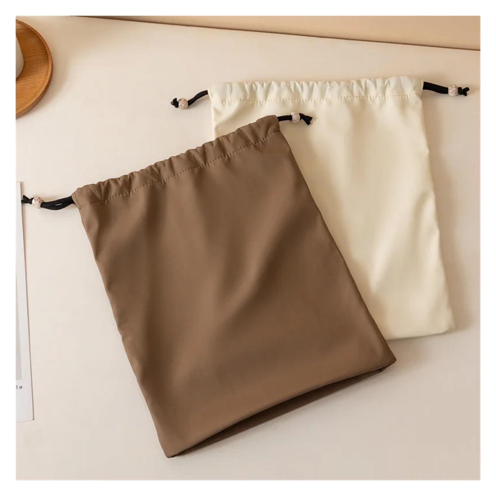 wasserdichte Nylon-Aufbewahrungstasche mit Kordelzug, großes Fassungsvermögen, Verpackung for Daunenjacke, komprimierte Reisekleidung(Brown,3 Sizes in a Set)