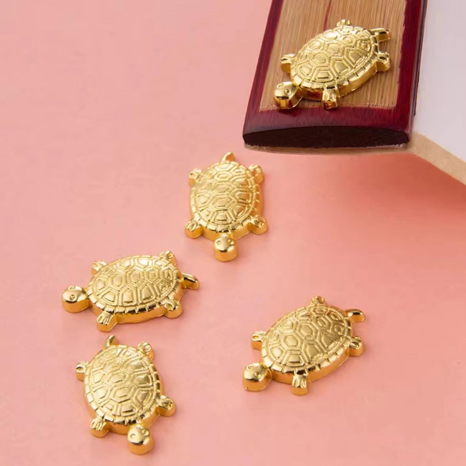 Amazon.co.jp: 銭亀【金亀 2個入り】 開運 金運 アップ 風水幸運なミニ