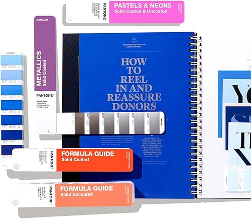 Miniatura 2 de Pantone Solid Guide Set | Obtenga toda la gama de colores planos Pantone® para gráficos e impresión | GP1605B