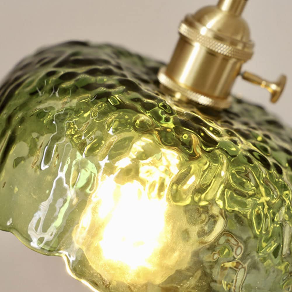 Retro Country Green Glass Sufitowa lampa wisząca do wiejskiej lampy wiszącej z mosiężnym wykończeniem Korytarz Oprawy oświetleniowe Żyrandol sufitowy do lampy kuchennej Island 7.8 Inch Diam Present