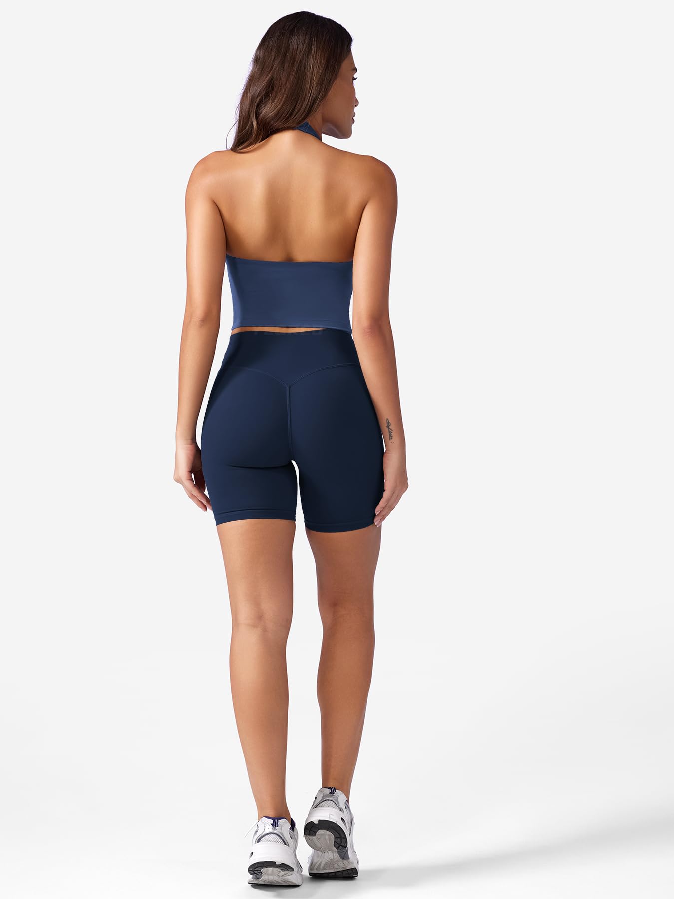 YEOREO Women's Halter Crop Top V Neck Workout Going Out Tank Top Hazel Padded Sleeveless Backless Trendy Summer Camisole