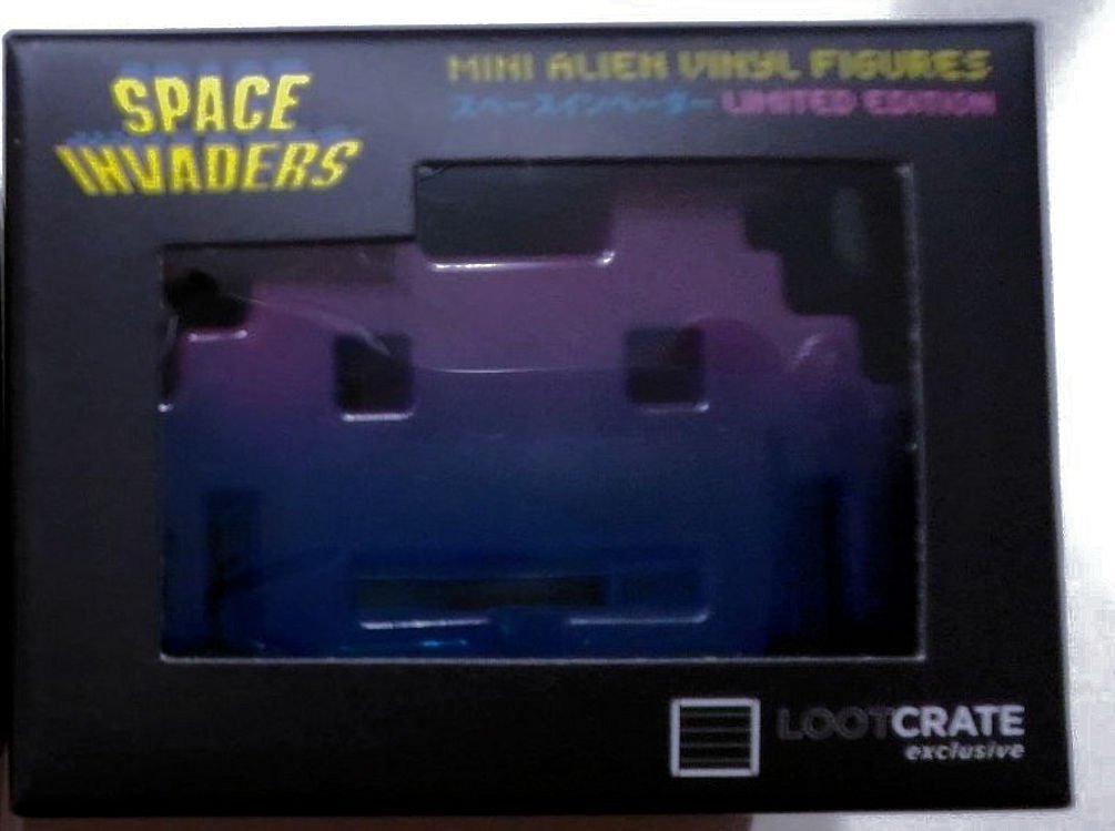 Amazon.com: Loot Crate SPACE INVADERS Mini Alien Vinyl Figure