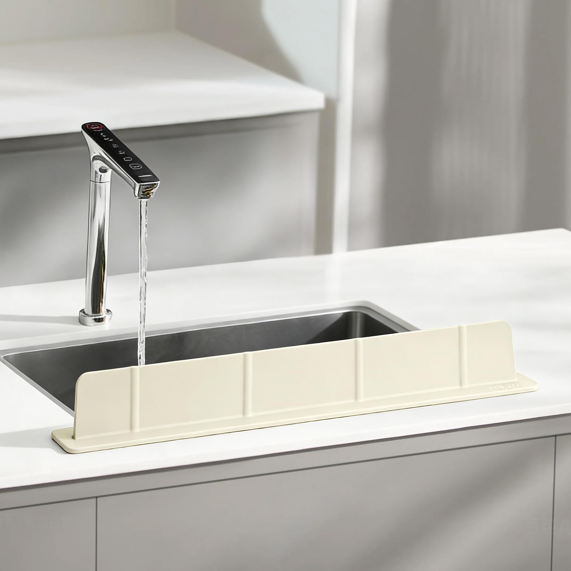 52 x 4,5 x 7 cm Protector contra Salpicaduras Cocina Silicona, Antisalpicaduras Fregadero con Ventosas Fuertes, Alfombrilla Fregadero, Ideal para Cocina y Baño (Blanco Roto)