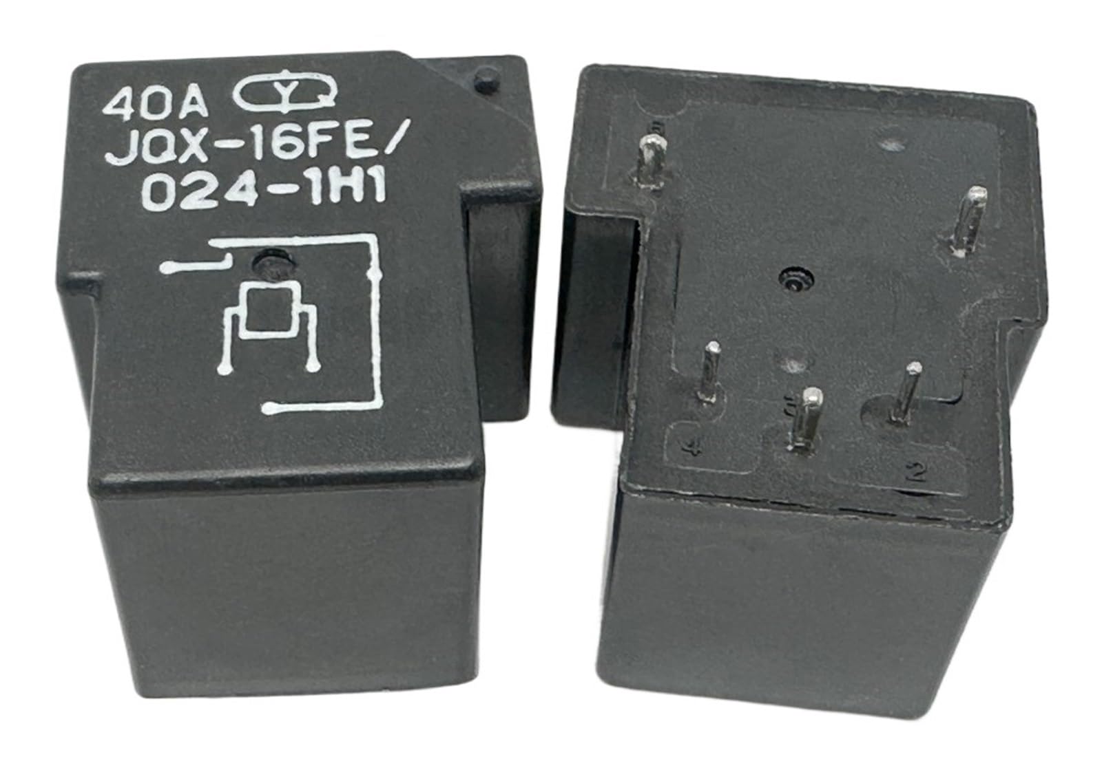 Relais 24V 40A JQX-16FE à 5 broches pour commuter de fortes puissances électriques en toute sécurité