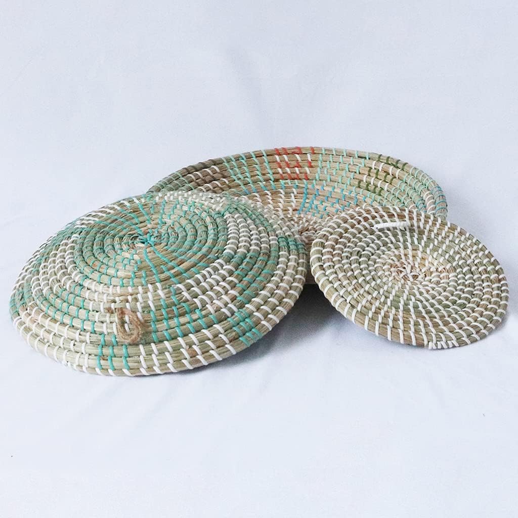 3pcs Boho Woven Wall Basket Decor Handmade Seagrass Round Hanging Decorative Fruit Dessert Trays for Living Room Bedroom