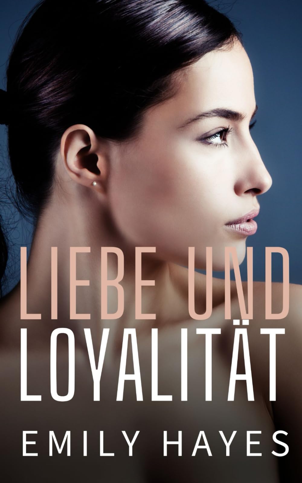 Liebe und Loyalität: Eine sapphische Military-Romance voller Leidenschaft, Loyalität und gefährlicher Nähe (Ehrengebunden)